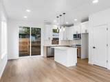 6605 Seneca St - Photo 5