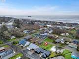 172 Dolphin St - Photo 3