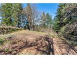 735 Strawberry Mountain Rd - Photo 21