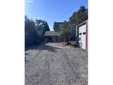 1270 Summer St - Photo 40