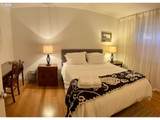 6605 Burnside St - Photo 25