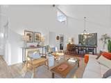 1693 Montgomery Dr - Photo 3