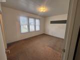 2208 Cedar St - Photo 13