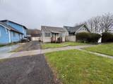 2208 Cedar St - Photo 22