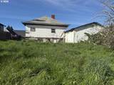 211 Church St - Photo 4