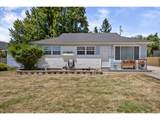 946 4TH Ave - Photo 2