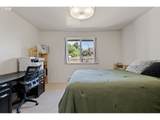 850 Benjamin Ave - Photo 17