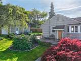 905 Columbia St - Photo 5