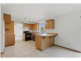 10680 Summer Lake Dr - Photo 16