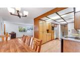 880 Hillview Dr - Photo 18