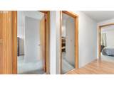 880 Hillview Dr - Photo 28