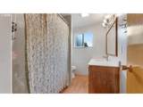 880 Hillview Dr - Photo 33