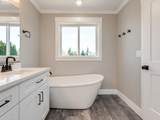2205 69TH St - Photo 28