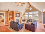 5020 Lee Ave - Photo 3