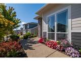 565 Crater Lake Dr - Photo 4