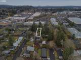 1315 Victoria Ave - Photo 8