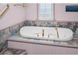 1141 Thayer Ave - Photo 28