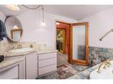 1141 Thayer Ave - Photo 30