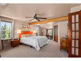1141 Thayer Ave - Photo 33