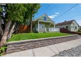 1020 3RD St - Photo 2