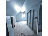 204 Walnut St - Photo 9