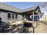 612 6TH St - Photo 32