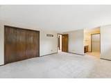 12 Touchstone - Photo 19