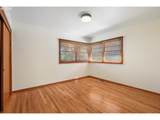 324 Laurel St - Photo 18