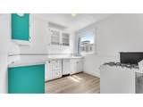 1631 Everett St - Photo 12