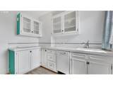 1631 Everett St - Photo 13