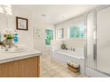 15866 Cherrywood Ln - Photo 18