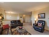 1038 Arrowhead Pl - Photo 3