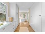 2732 Scholls Ferry Rd - Photo 24
