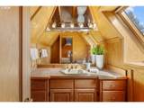 2732 Scholls Ferry Rd - Photo 32