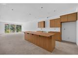 18205 Garden Dr - Photo 2