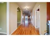 2049 Limestone Ave - Photo 6
