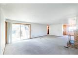 464 Clackamas Cir - Photo 18