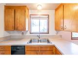 464 Clackamas Cir - Photo 7