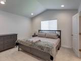 1819 Blueberry St - Photo 19