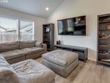 1819 Blueberry St - Photo 9