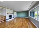 2609 Mcloughlin Blvd - Photo 2