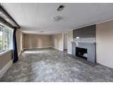 2609 Mcloughlin Blvd - Photo 9