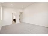 750 V St - Photo 26