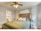 902 6TH St - Photo 9