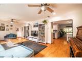1575 Henry St - Photo 14