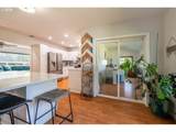 1575 Henry St - Photo 18