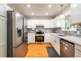 1575 Henry St - Photo 21