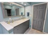 1575 Henry St - Photo 24