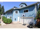 1575 Henry St - Photo 3