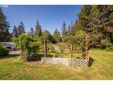 1575 Henry St - Photo 8